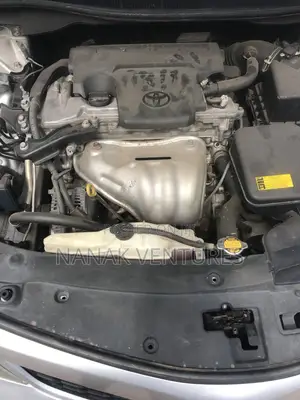 Toyota Camry SE Sport 4dr Sedan (2.5L 4cyl 6A) 2014 Silver