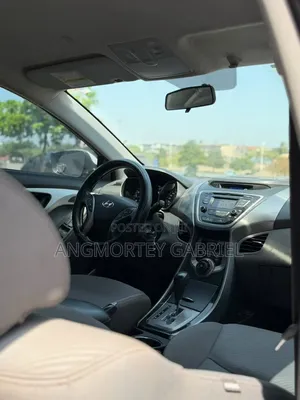 Hyundai Elantra 2013 White