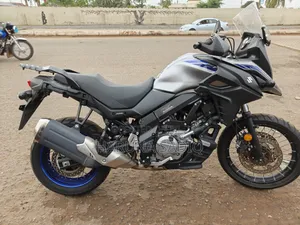 Suzuki V-Strom 2021 Silver
