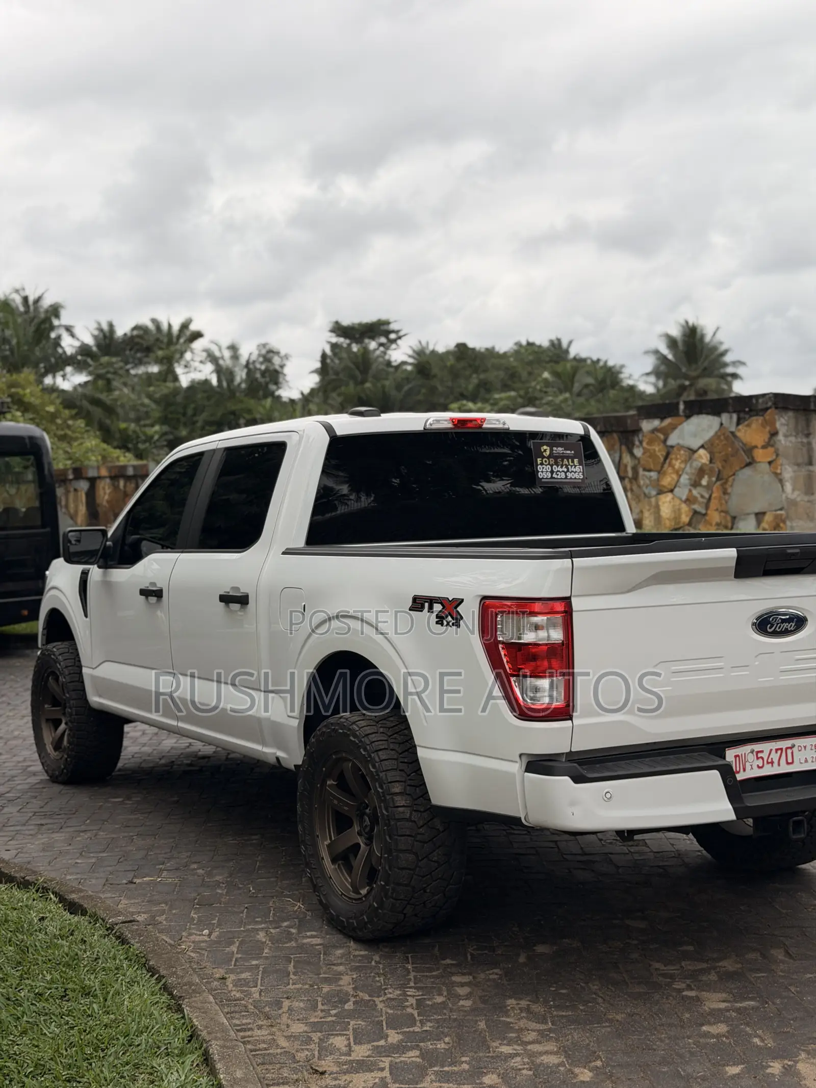 Ford F-150 2023 White