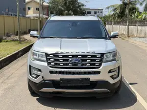 Ford Explorer 2016 Silver