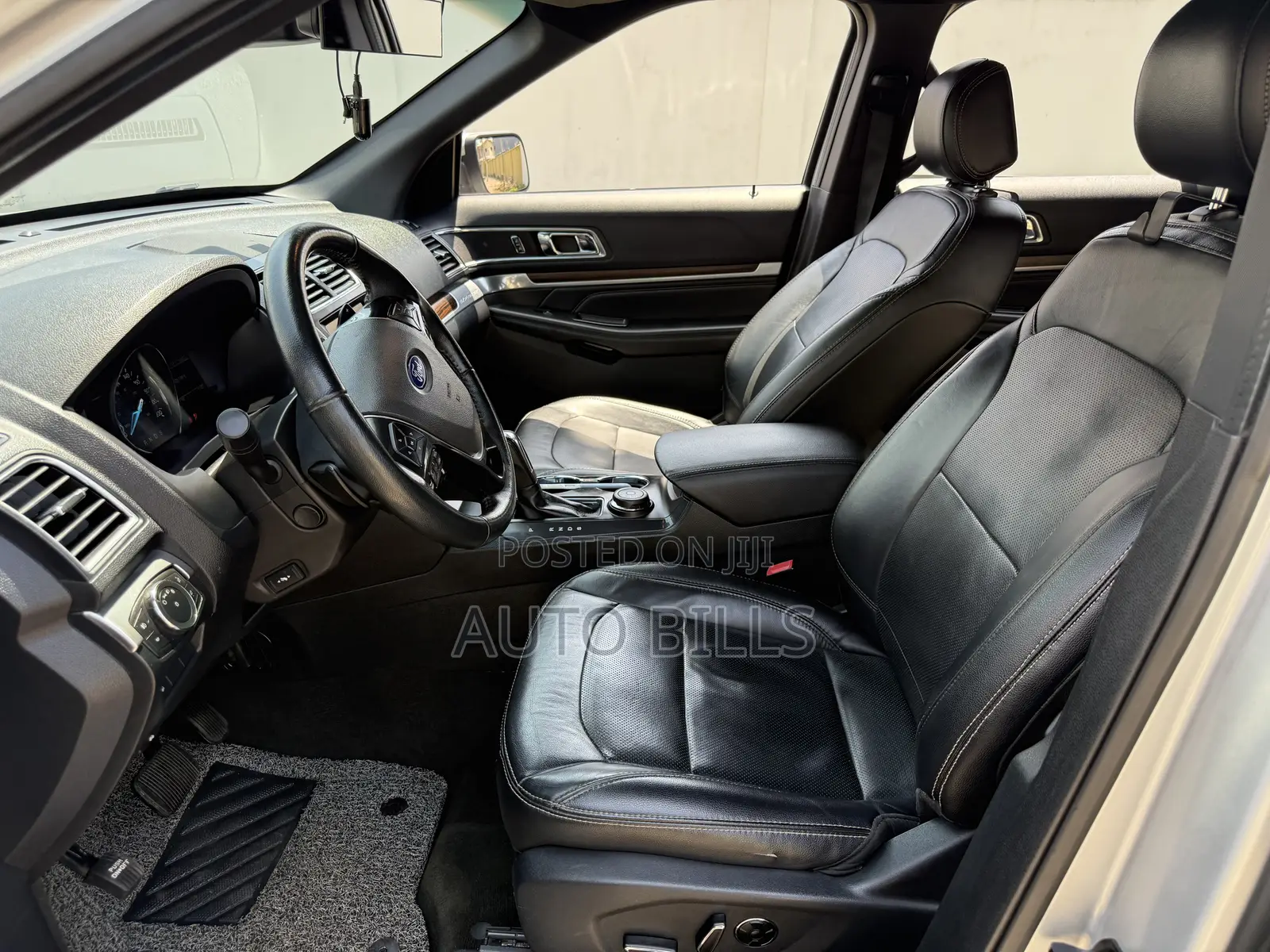 Ford Explorer 2016 Silver