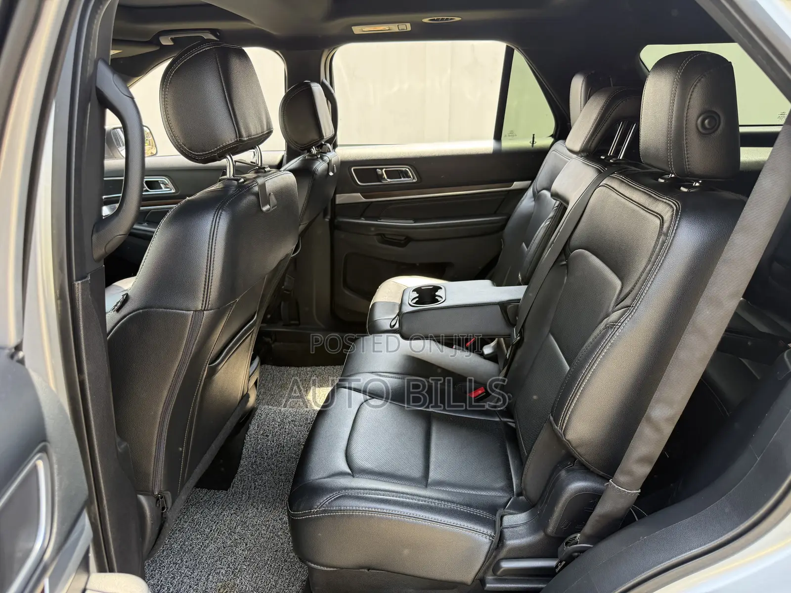 Ford Explorer 2016 Silver