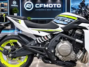 CFMoto 650NK 2019 White