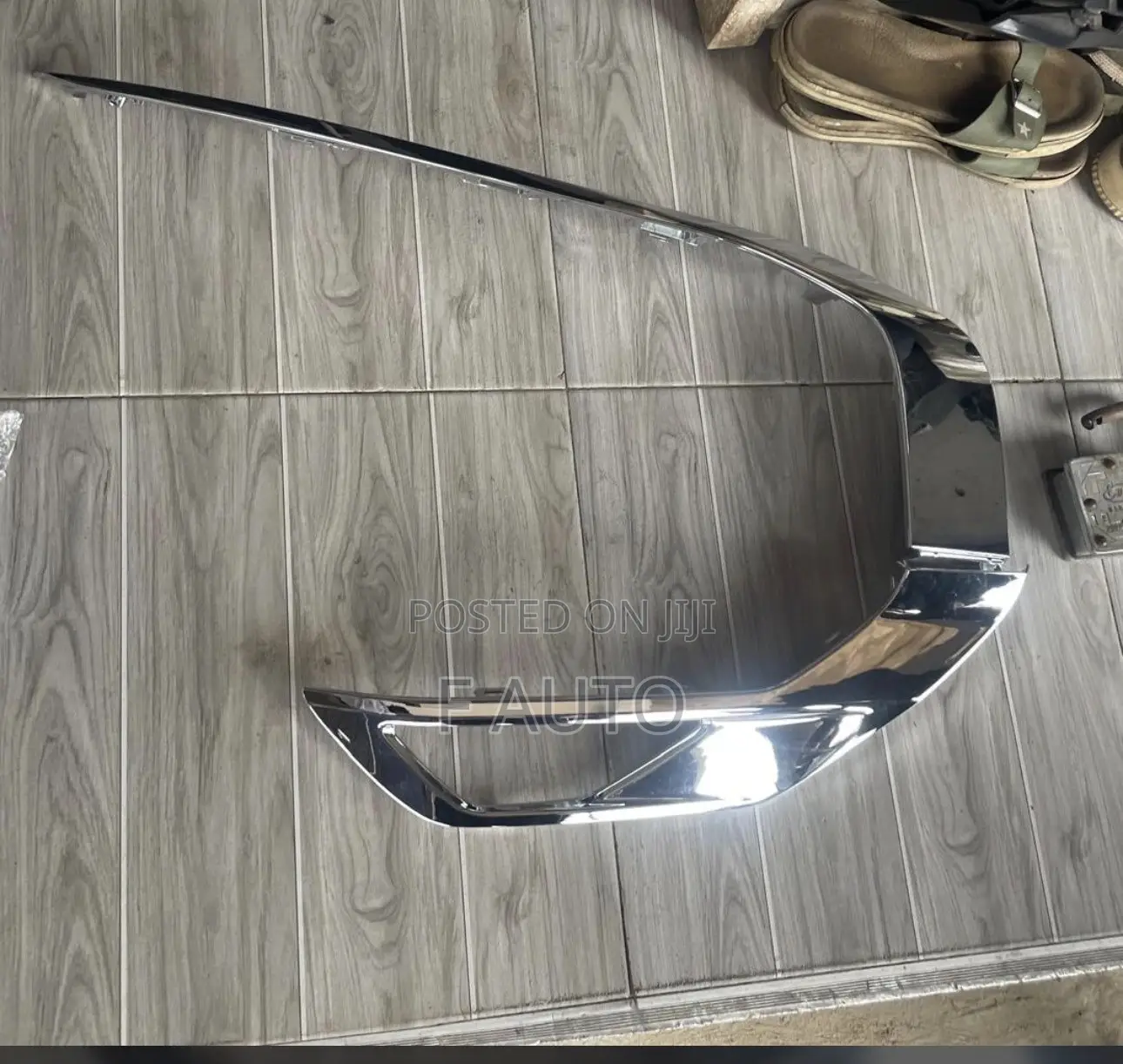 Mitsubishi Outlander 2022,2023,2024,2025,2026 Bumper Chrome (Sharing)