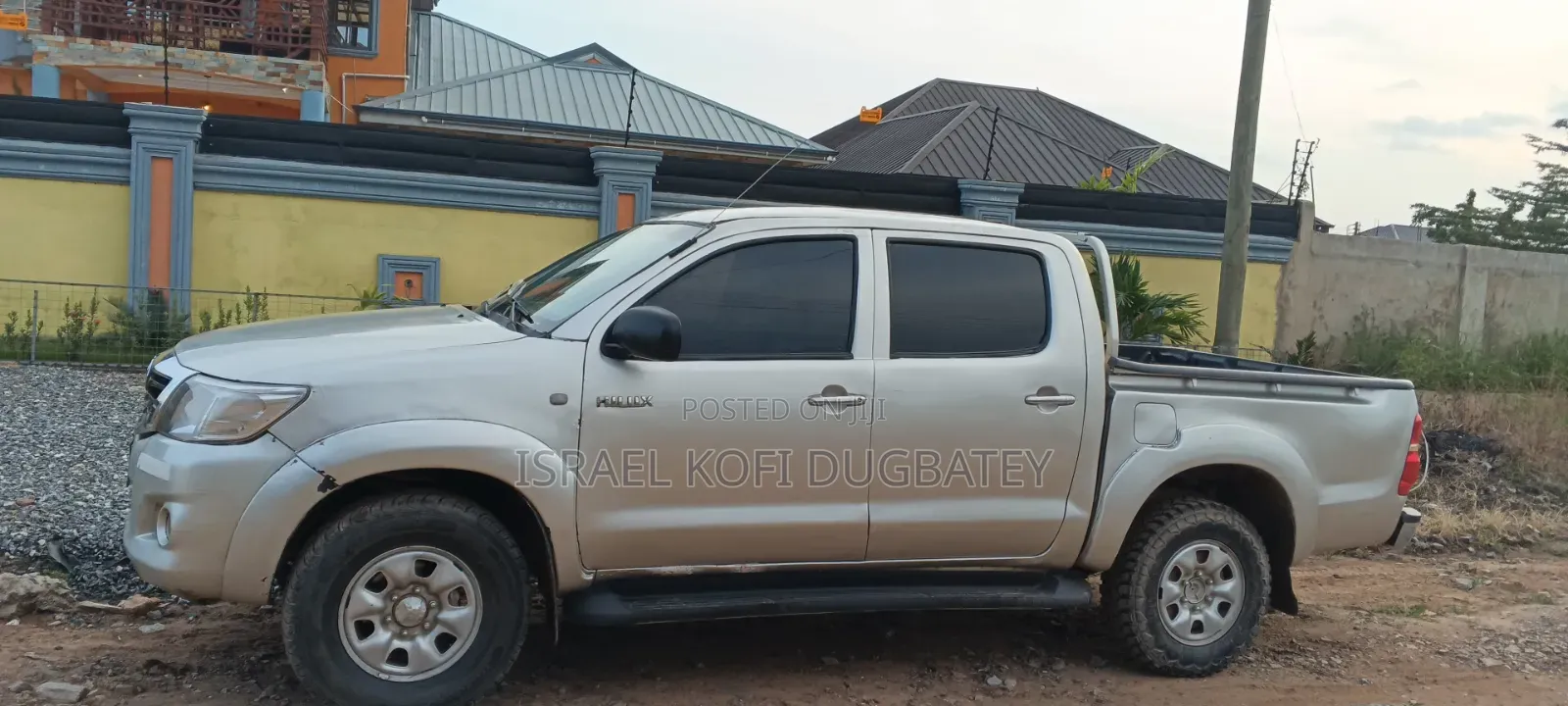 Toyota Hilux 2010 Off white