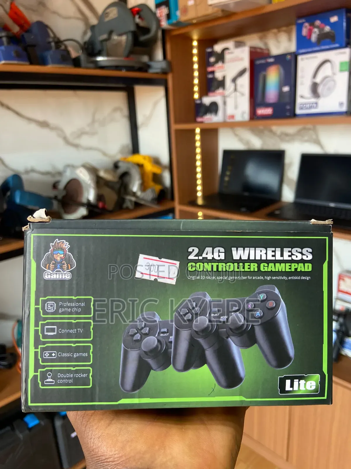 4K Ultra Game Stick Lite Retro Gaming Console - 2 Wireless Controllers