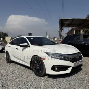Honda Civic Touring 4dr Sedan (1.5L 4cyl) 2017 White