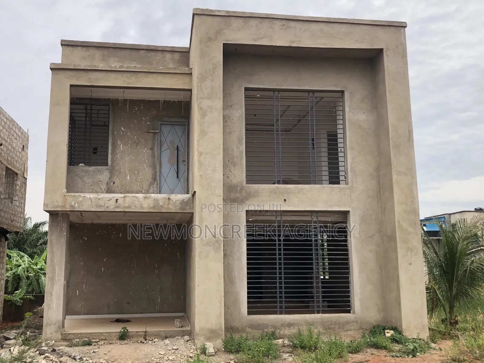 3bdrm Duplex in Amanfrom, Accra Metropolitan for sale