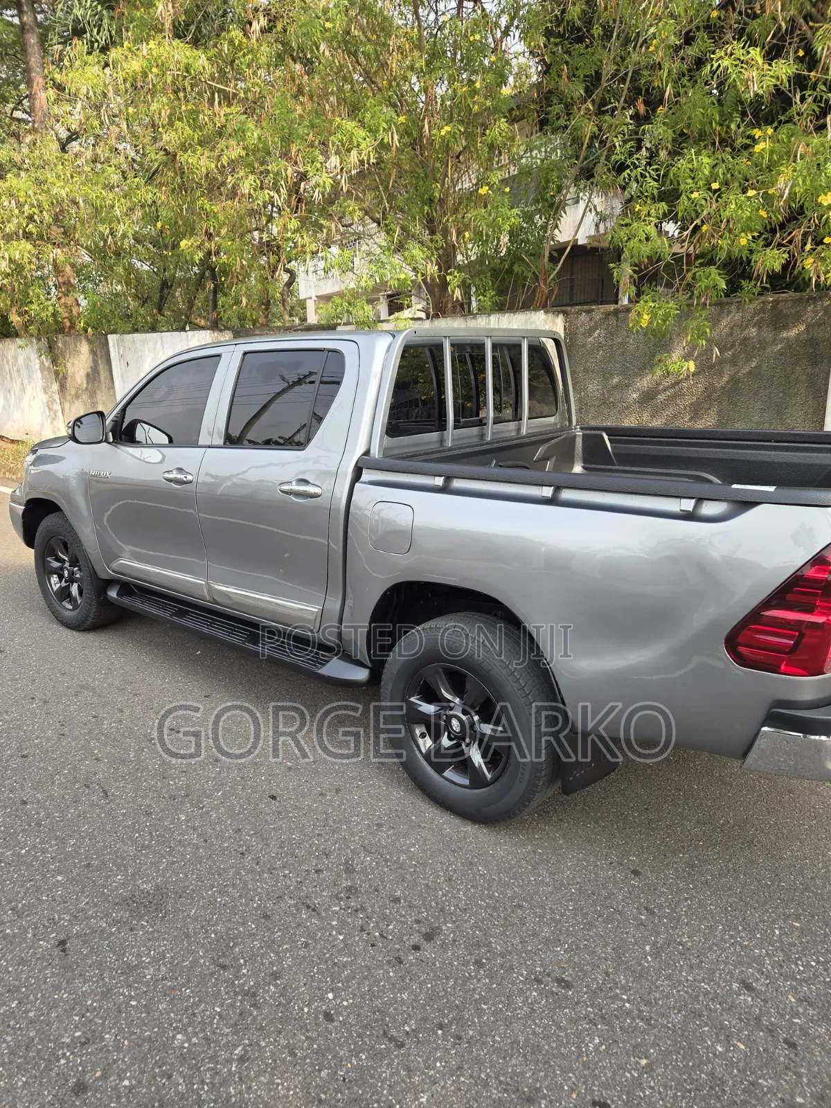 Toyota Hilux 2017 Silver