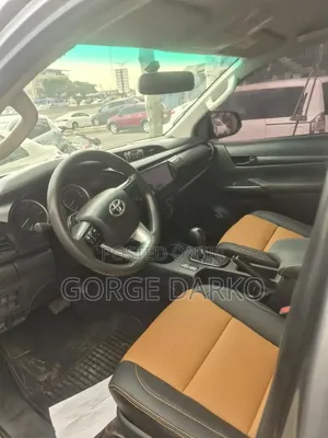 Toyota Hilux 2017 Silver