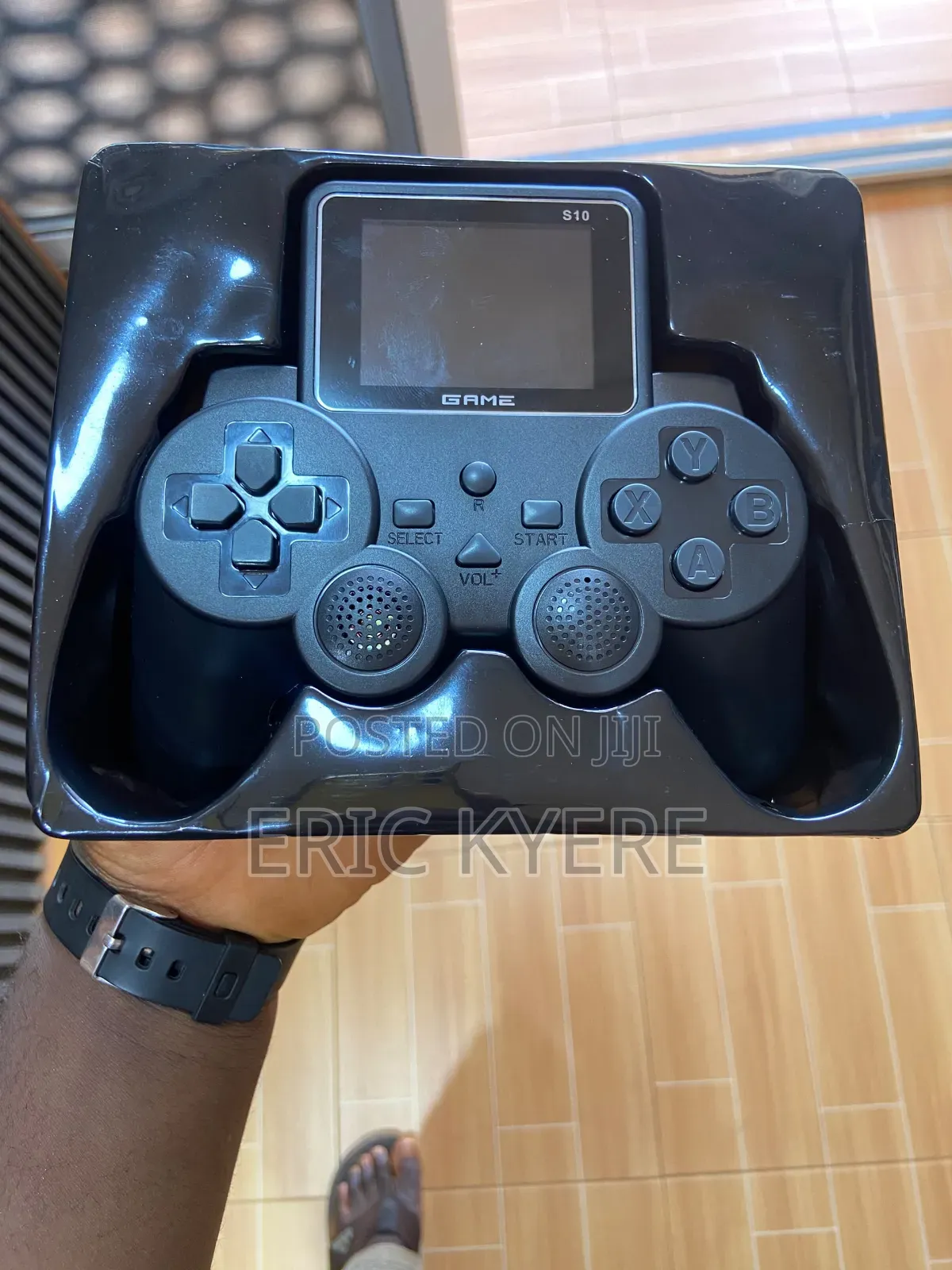 Handheld Game Controller Digital Game Player - 520 Classic Retro Games