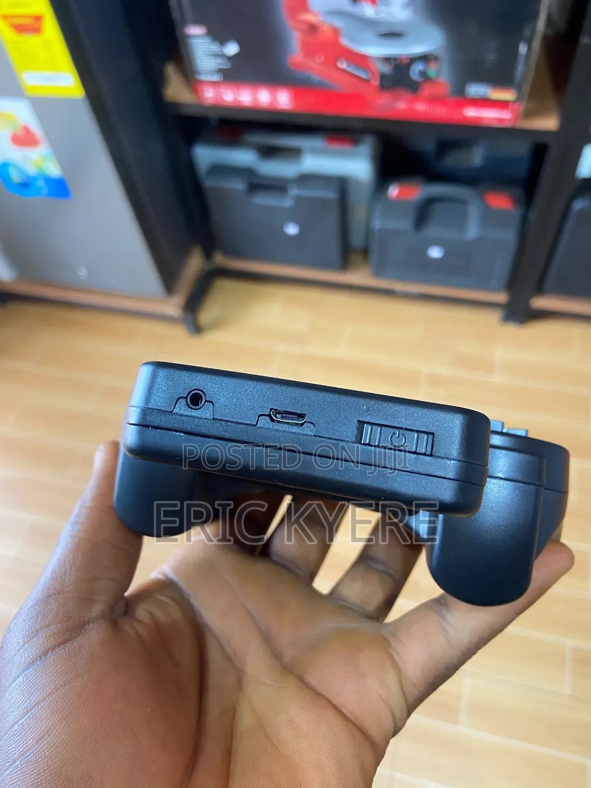 Handheld Game Controller Digital Game Player - 520 Classic Retro Games
