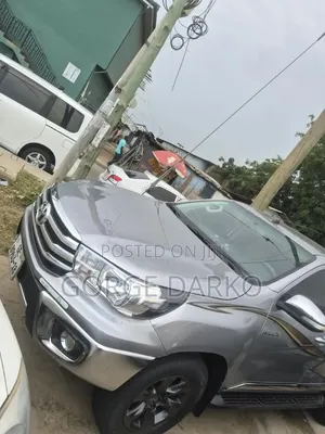 Toyota Hilux 2017 Silver