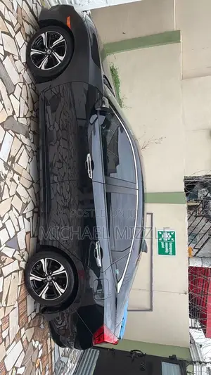 Honda Civic Touring 4dr Sedan (1.5L 4cyl) 2016 Black