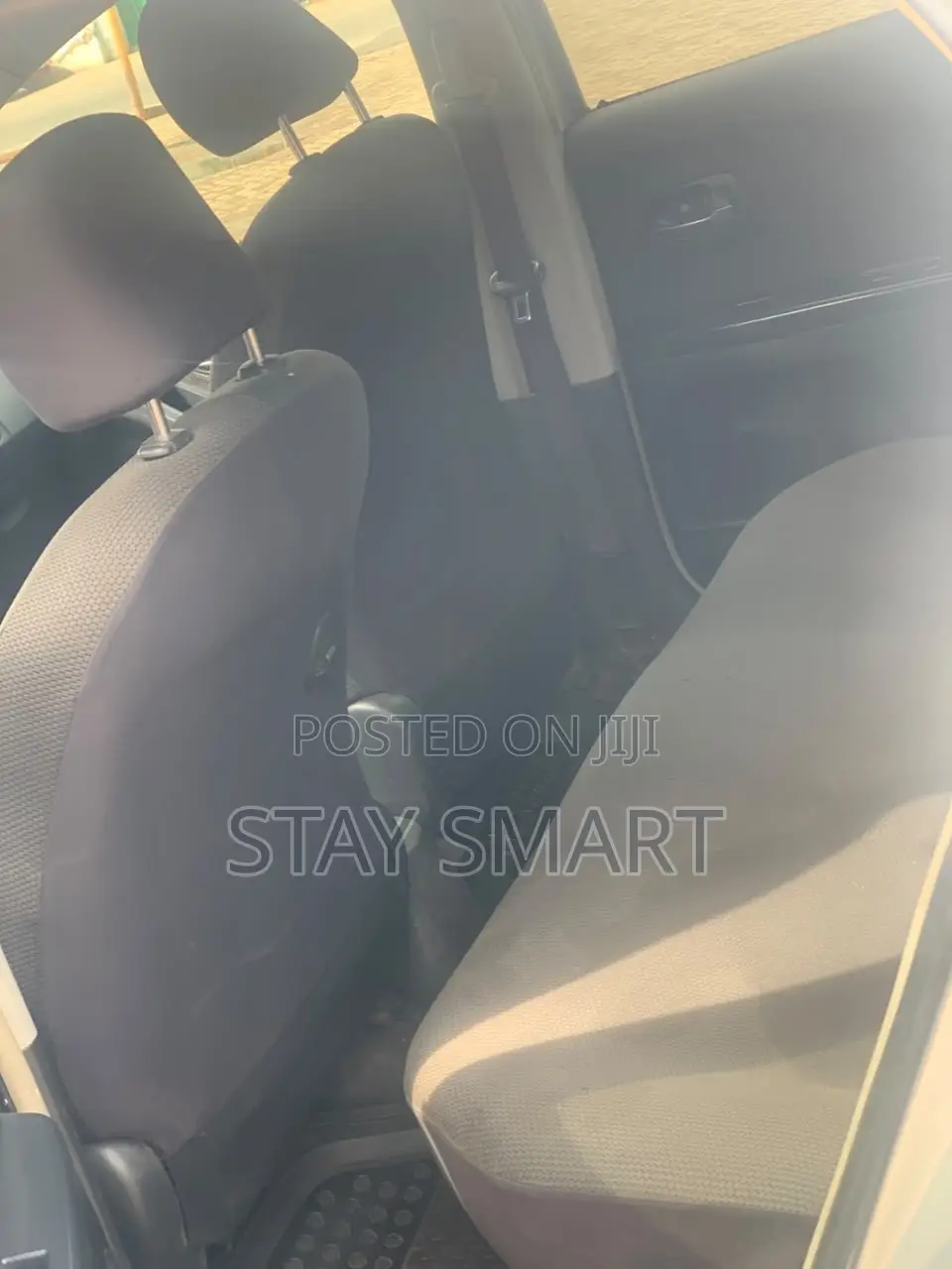Toyota Vitz 2010 Gray