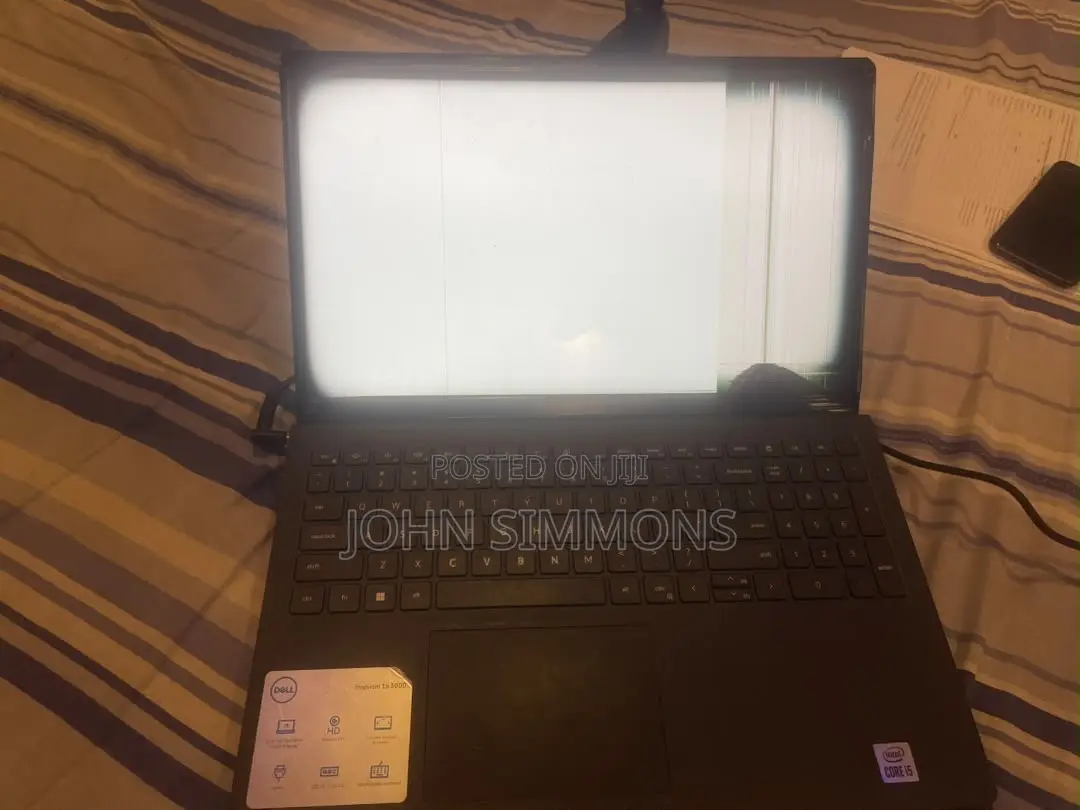 Laptop Dell Inspiron 15 3000 12GB Intel Core i5 SSD 512GB