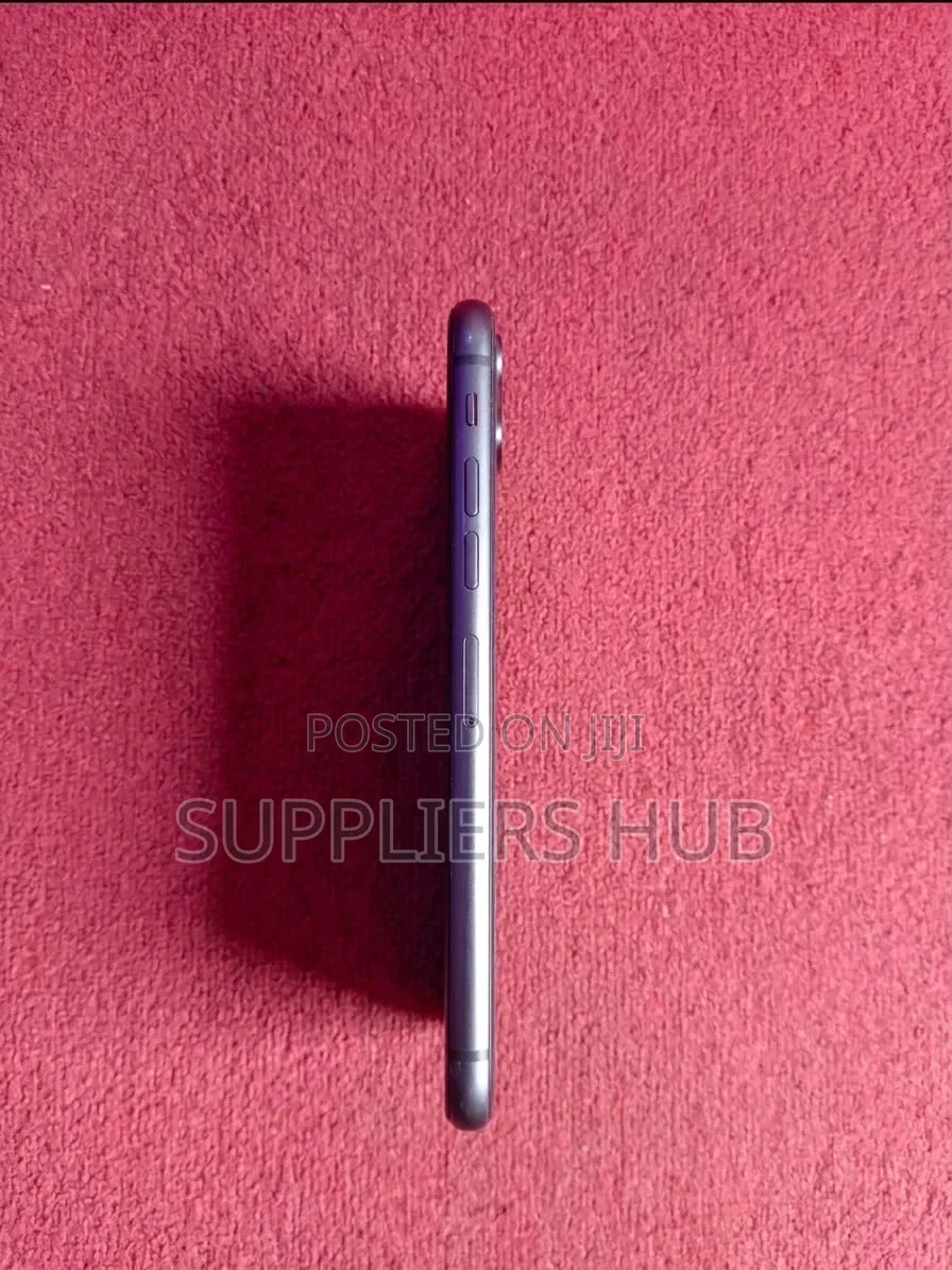 Apple iPhone 11 64 GB Black