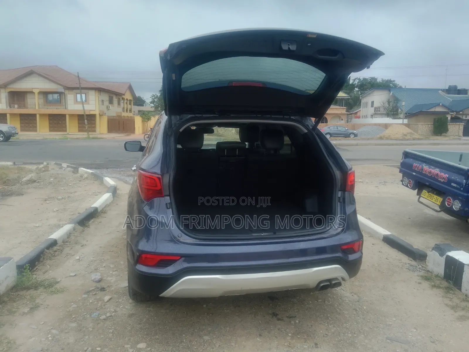 Hyundai Santa Fe 2017 Blue