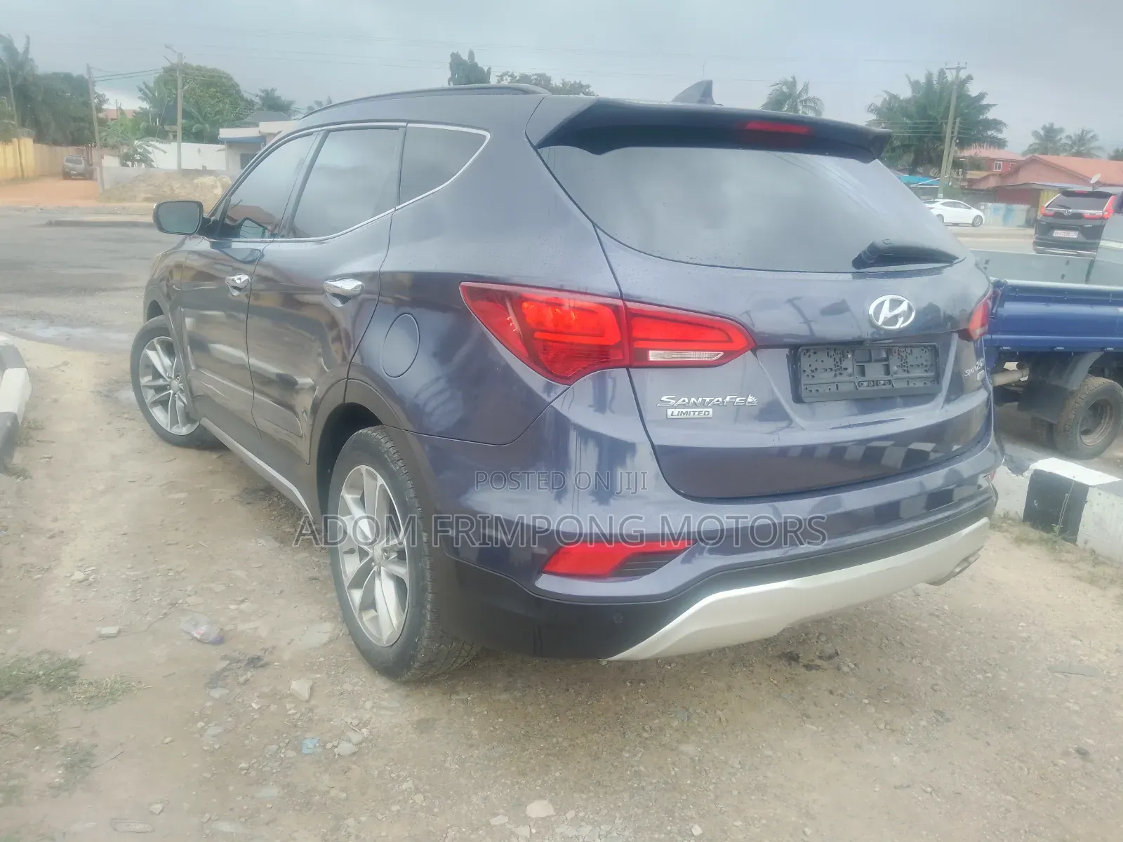 Hyundai Santa Fe 2017 Blue