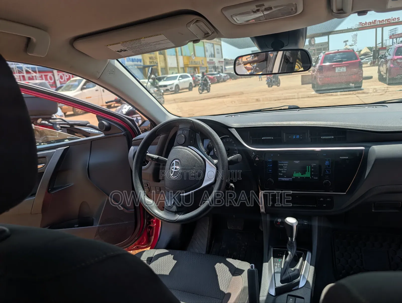 Toyota Corolla LE 4dr Sedan (1.8L 4cyl CVT) 2017 Red