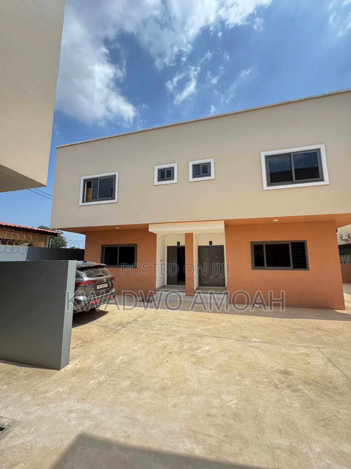 3bdrm Townhouse/Terrace in Oyarifa Mall Area for sale