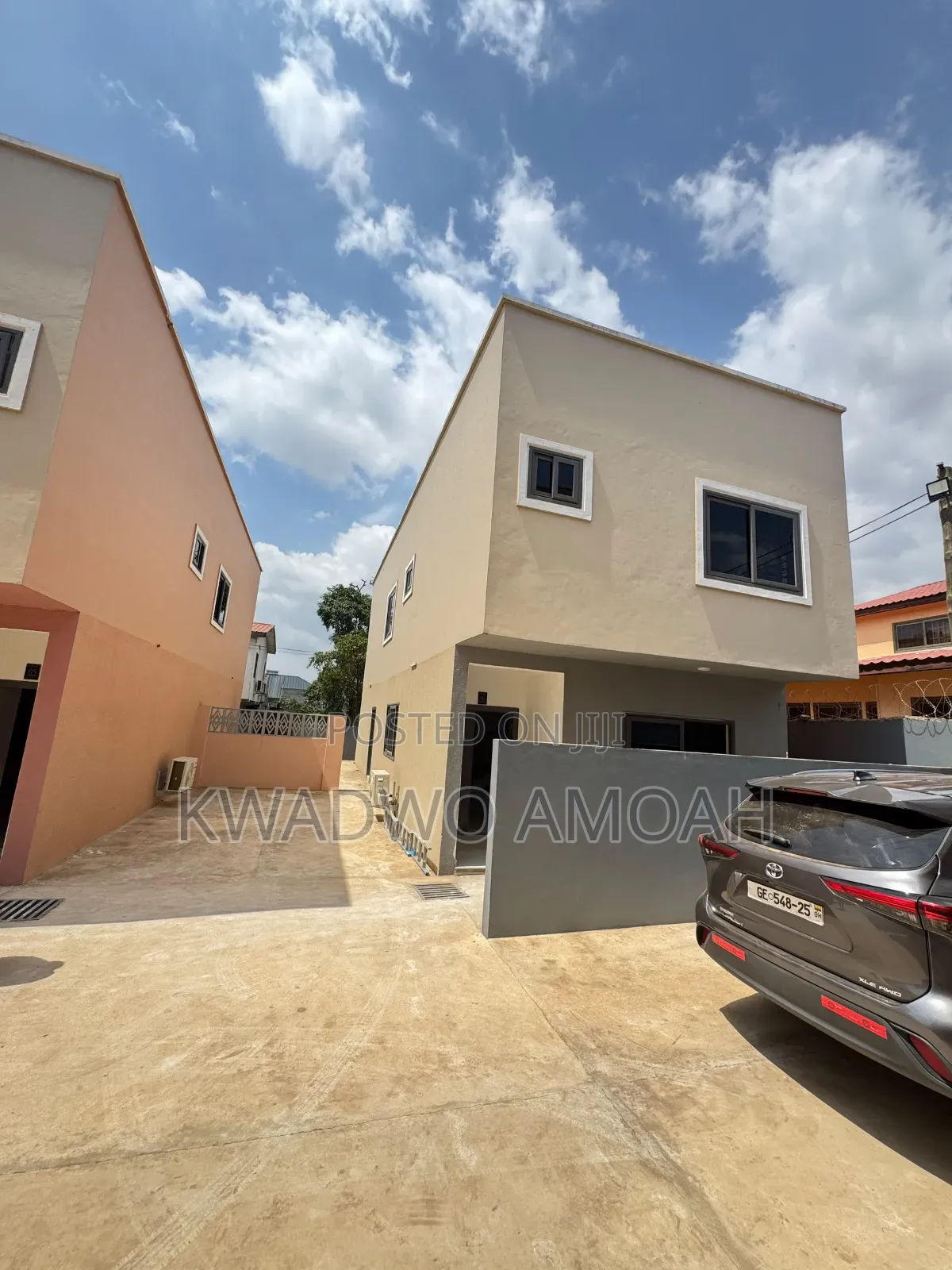 3bdrm Townhouse/Terrace in Oyarifa Mall Area for sale