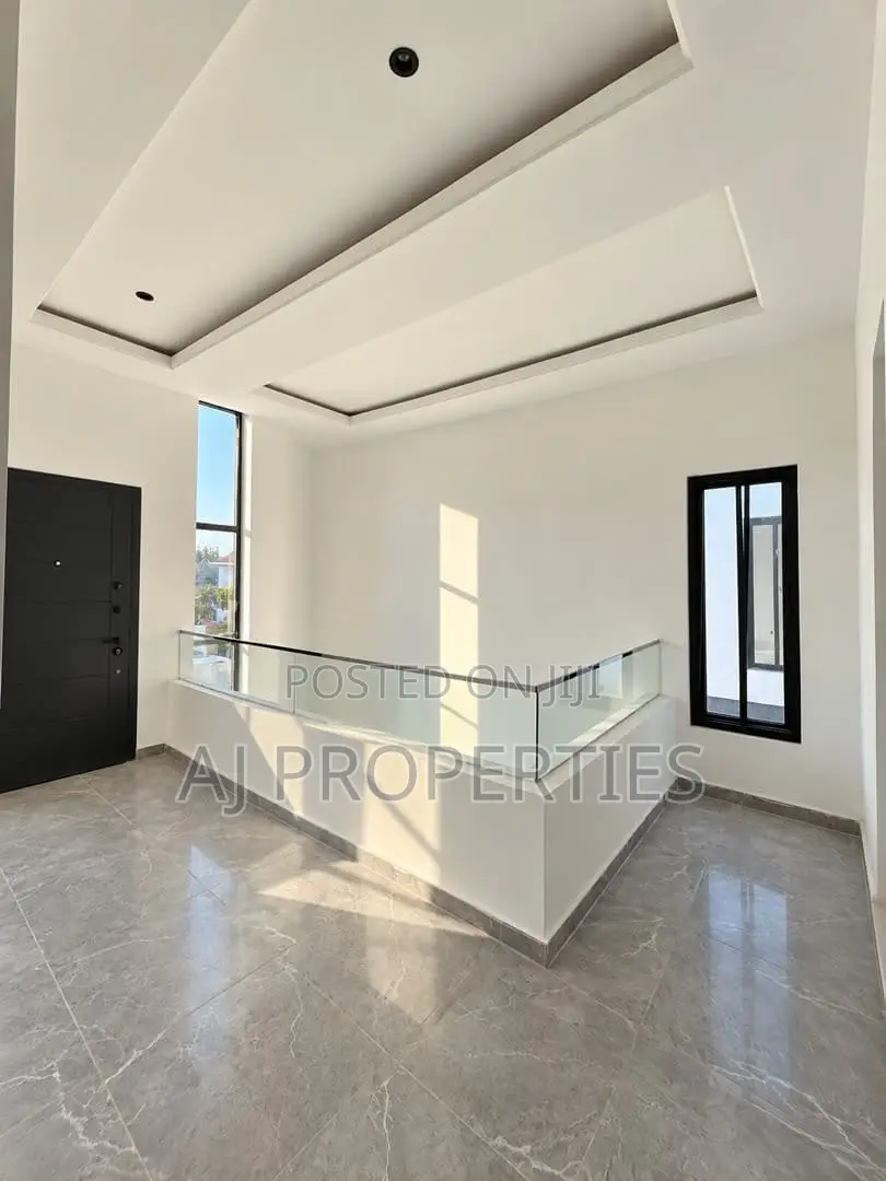 Furnished 4bdrm House in Adenta for sale