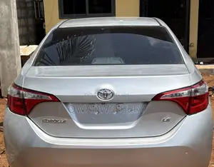 Toyota Corolla L 4dr Sedan (1.8L 4cyl 4A) 2015 Silver