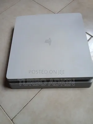 PS4 Slim 1TB