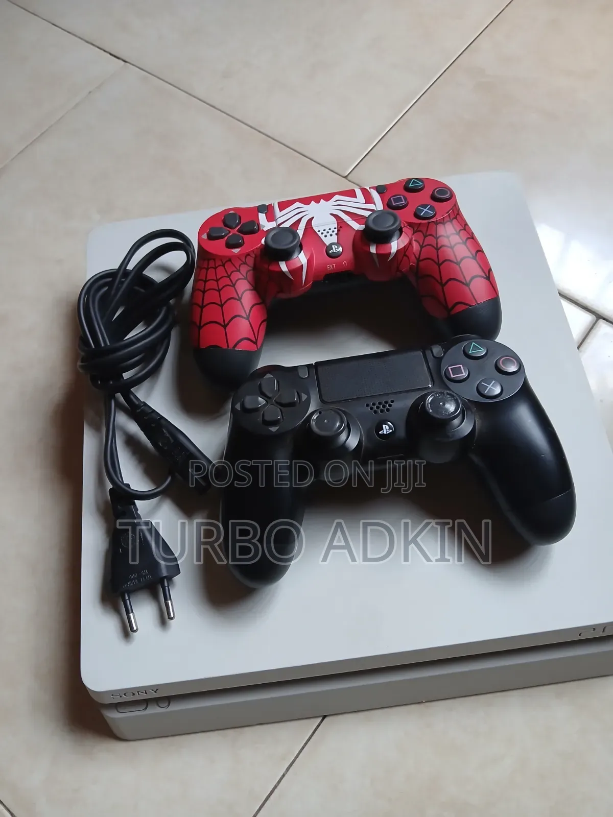 PS4 Slim 1TB