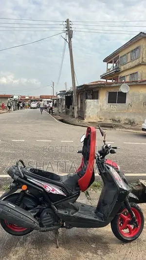 Yamaha 2012 Black