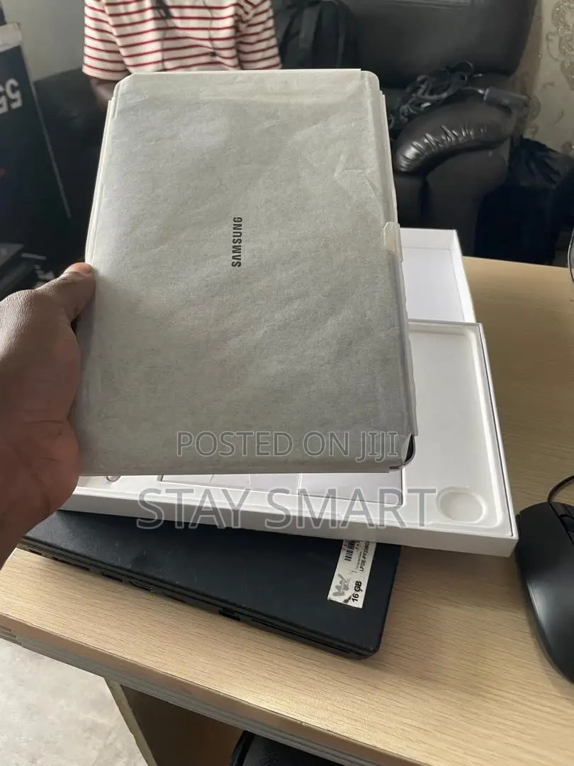 New Samsung Galaxy Tab S9 FE 256 GB Purple
