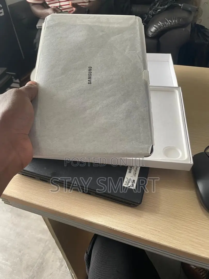New Samsung Galaxy Tab S9 FE 256 GB Purple