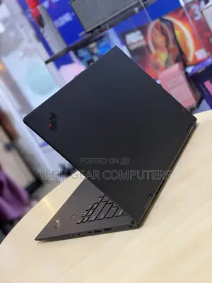 Laptop Lenovo ThinkPad X1 Yoga 16GB Intel Core i7 SSD 512GB
