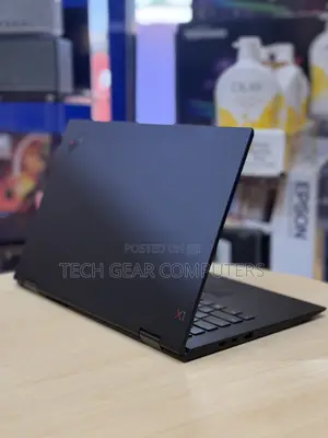 Laptop Lenovo ThinkPad X1 Yoga 16GB Intel Core i7 SSD 512GB