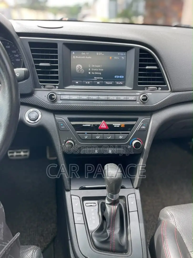 Hyundai Elantra Sport 2018 Black