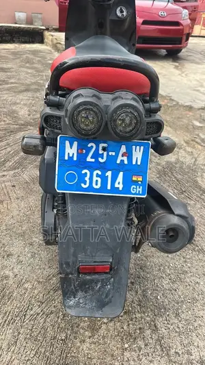 Yamaha 2012 Black