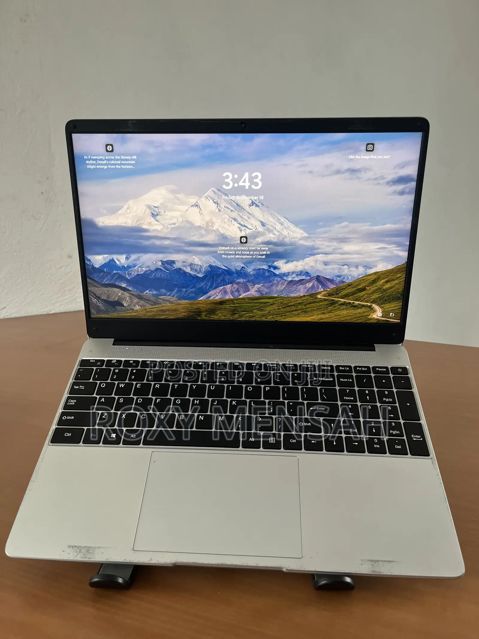 Laptop 8GB Intel Celeron HDD+SSD 256GB