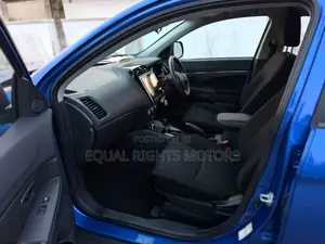 Mitsubishi Outlander 2021 Blue
