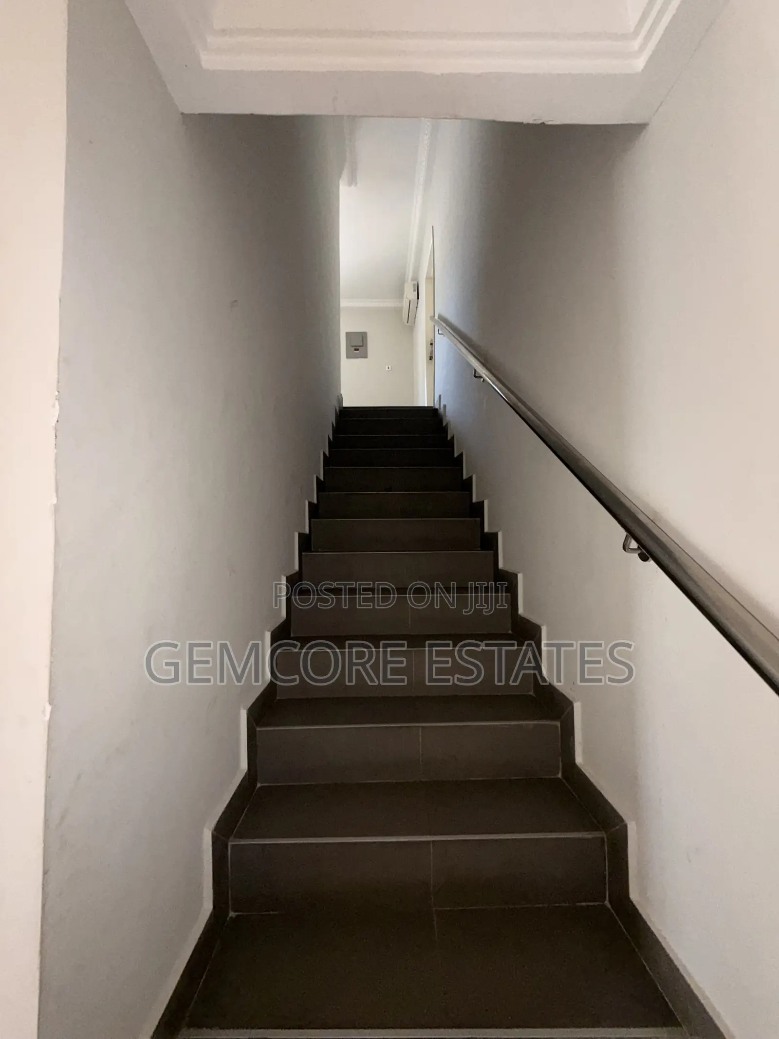 4bdrm House in Labone for rent