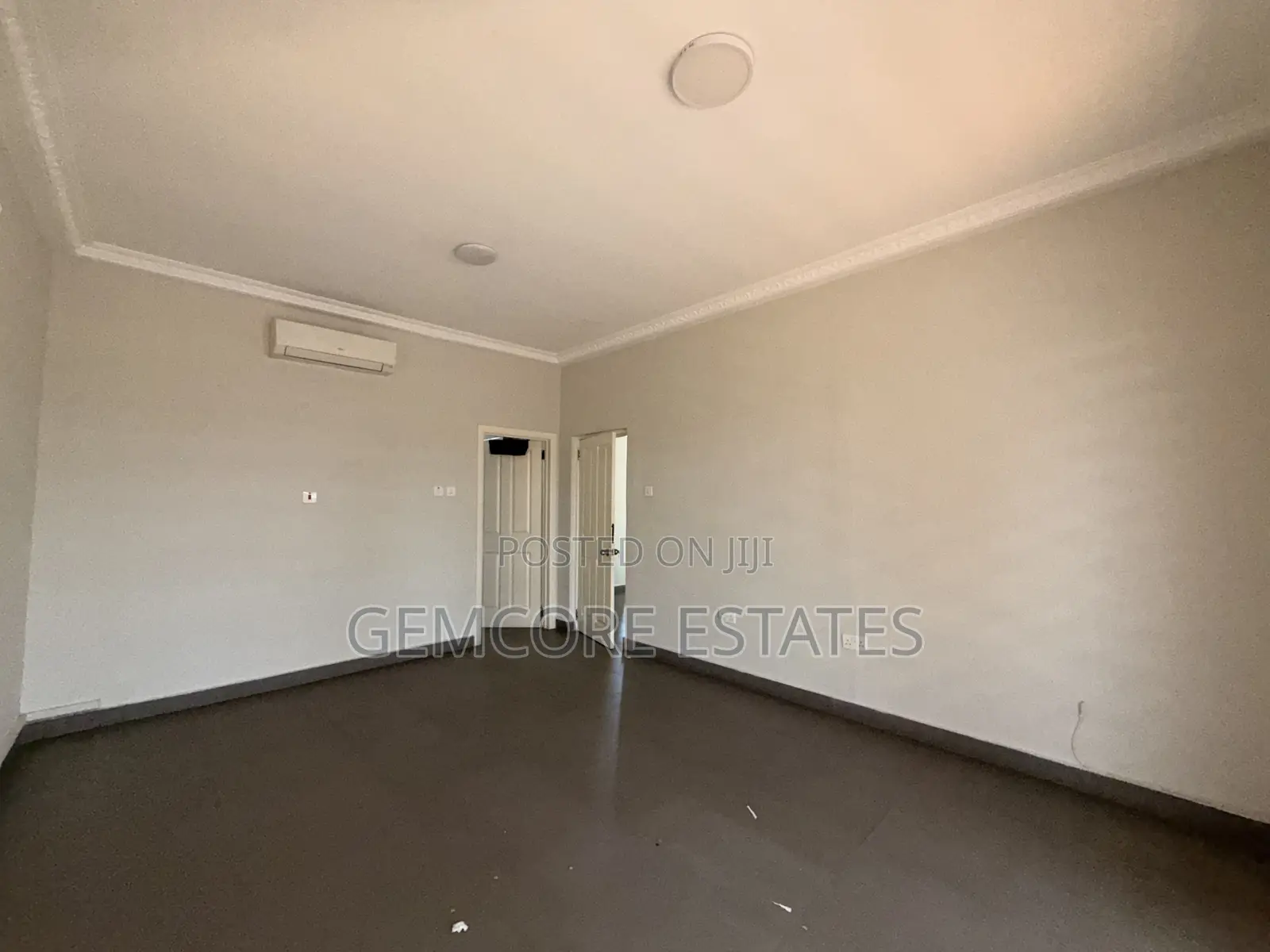 4bdrm House in Labone for rent