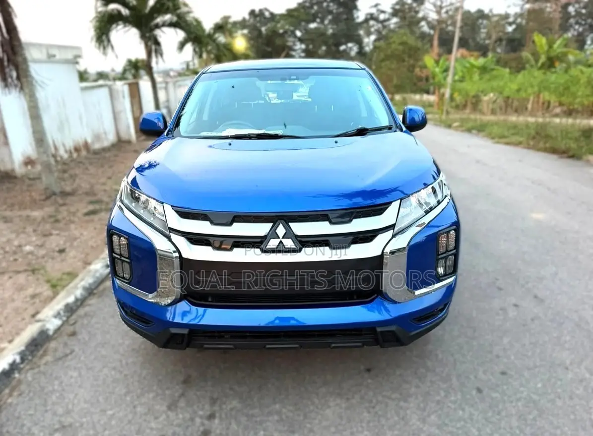 Mitsubishi Outlander 2021 Blue