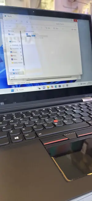 New Laptop Lenovo ThinkPad X380 Yoga 8GB Intel Core i5 SSD 256GB