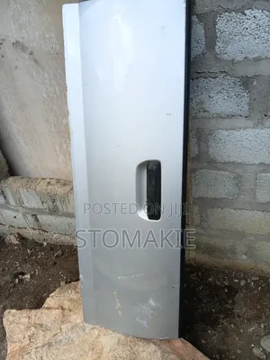 05 to 15 Toyota Tacoma Bucket Lid