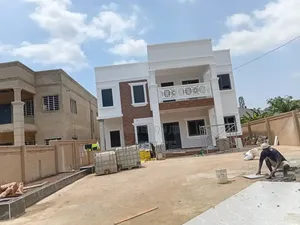 4bdrm House in Ashongman Estate, Police Station for sale