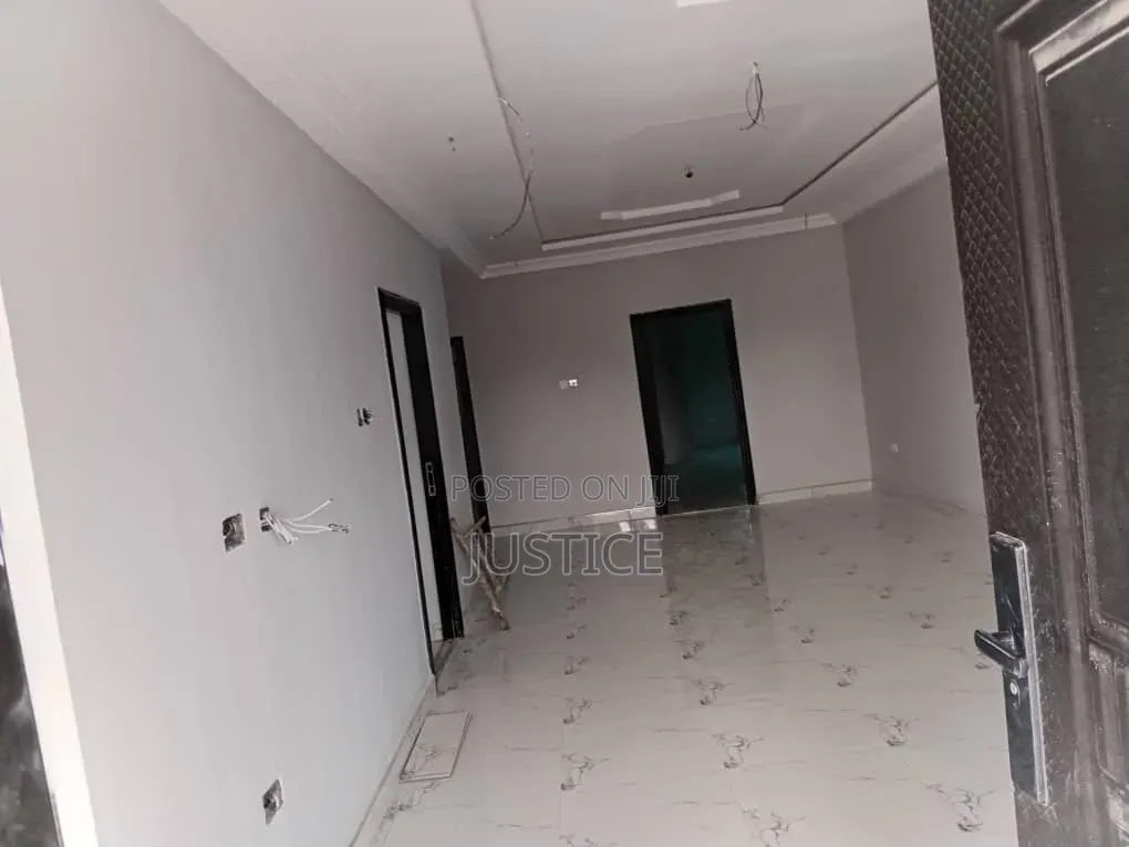4bdrm House in Ashongman Estate, Police Station for sale
