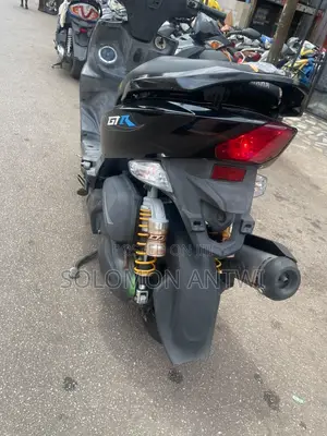 Yamaha 2014 Black