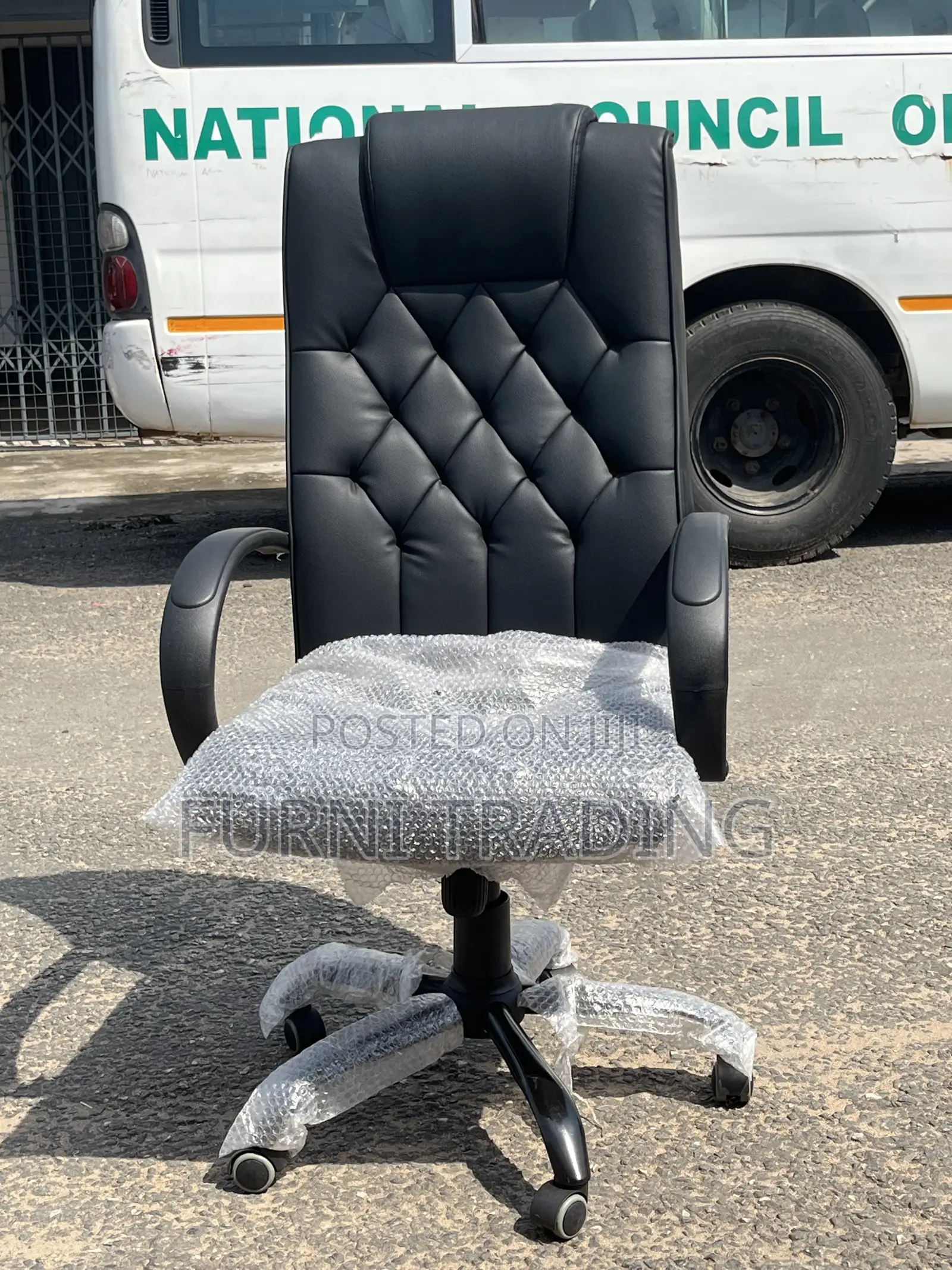 Managerial Office Chair