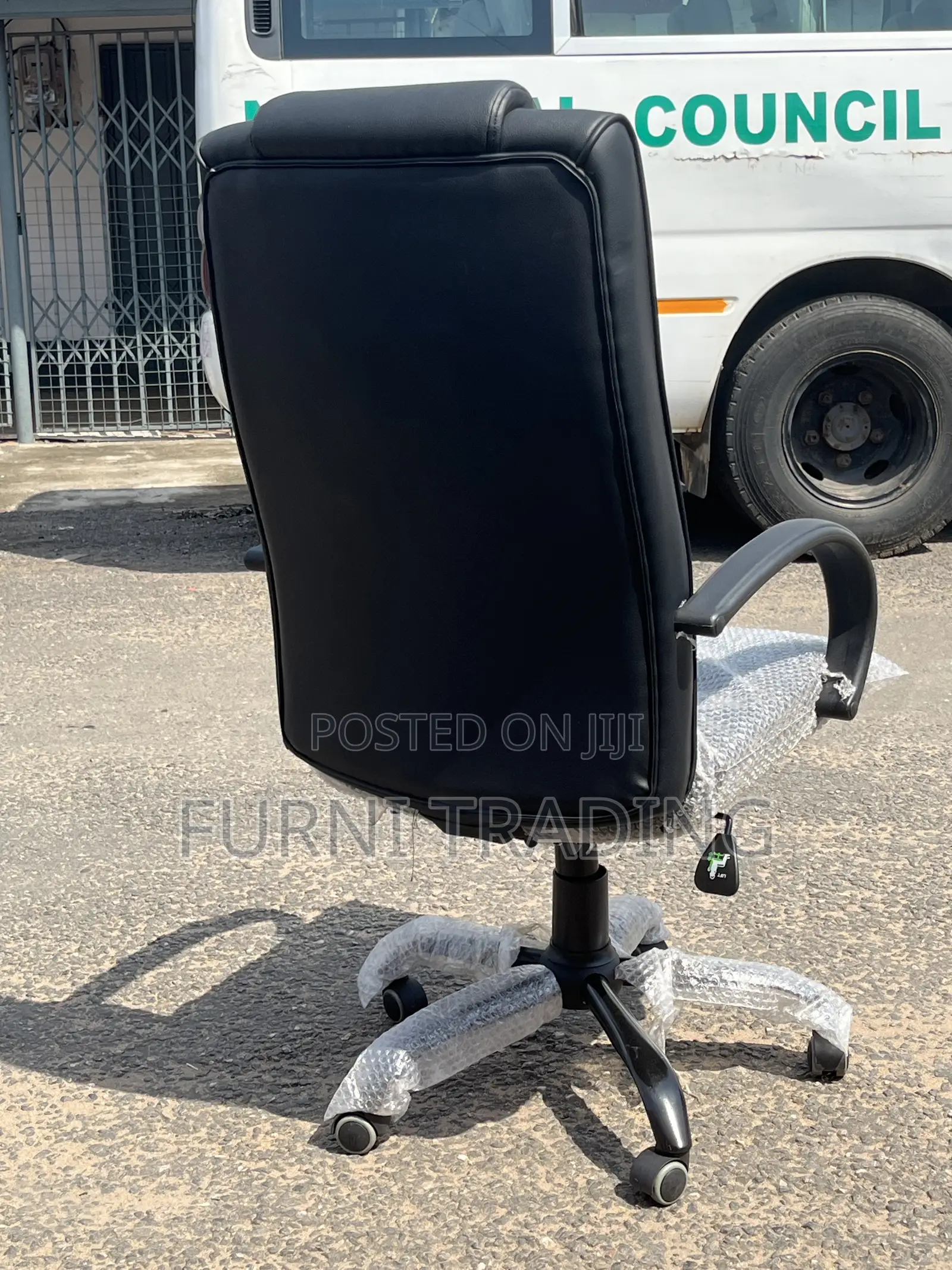 Managerial Office Chair
